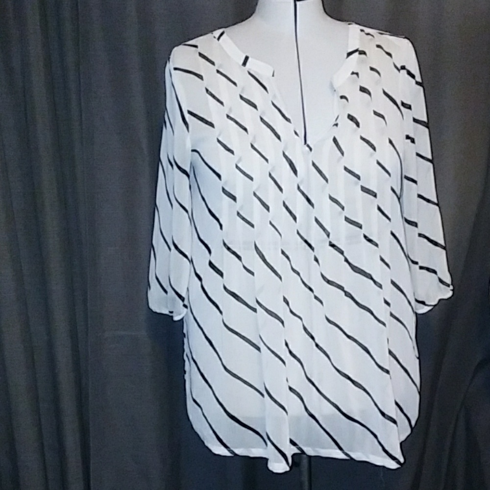 Tunic - Picture 2 of 4